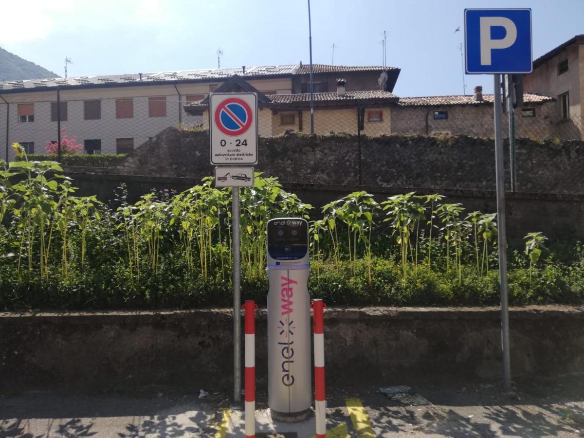 Aros Mountain Lake Iseo Hospitaliy Pisogne Esterno foto